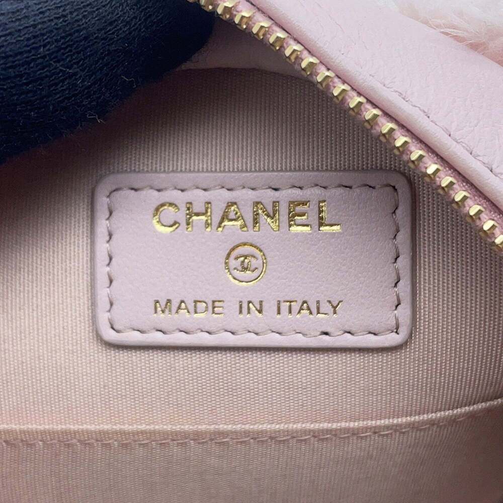 CHANEL Pink Logo Shoulder Bag - Picture 14 of 15